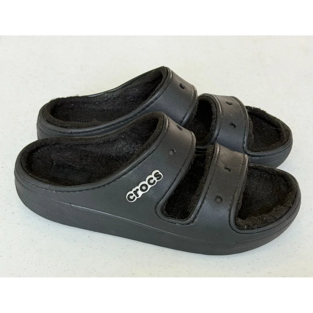 Crocs Classic Cozzzy Black Sandals Soft Fleece Lining Men's 10 Women's 12